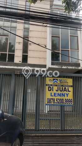 Ruko Bagus Dijual LB 300m2 Lokasi Strategis Bandung Area Cocok untuk Berbisnis Ruko Bagus Dijual LB 300m2 Lokasi Strategis Bandung Area Cocok untuk Berbisnis