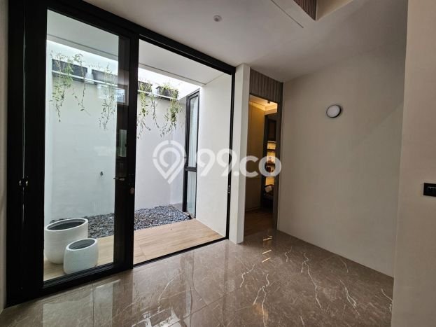 Rumah Luxury Modern Tanpa Renovasi di Kota Baru Parahyangan Bandung Rumah Luxury Modern Tanpa Renovasi di Kota Baru Parahyangan Bandung