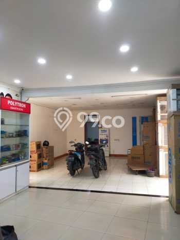 PELUANG EMAS! Ruko di Astanaanyar, Luas 450m², Nilai Profit Tinggi PELUANG EMAS! Ruko di Astanaanyar, Luas 450m², Nilai Profit Tinggi