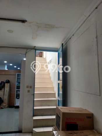 PELUANG EMAS! Ruko di Astanaanyar, Luas 450m², Nilai Profit Tinggi PELUANG EMAS! Ruko di Astanaanyar, Luas 450m², Nilai Profit Tinggi