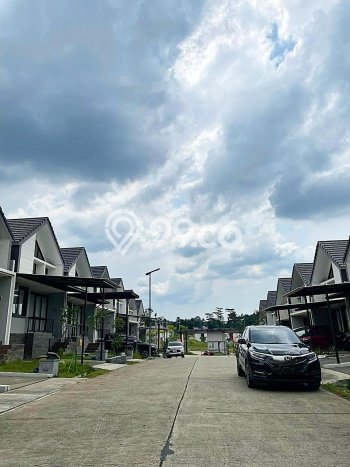 Disewakan! Rumah 2 Kamar Tidur &
2 Kamar Mandi di Sentul City, Bogor Disewakan! Rumah 2 Kamar Tidur &
2 Kamar Mandi di Sentul City, Bogor