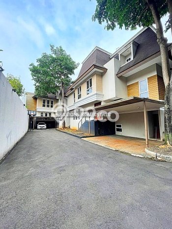 For Sale! Premium House LT 197m2 Desain Modern di Pejaten For Sale! Premium House LT 197m2 Desain Modern di Pejaten