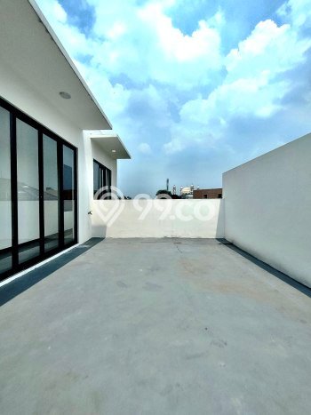 Dijual Rumah Luas Megah Dengan View Cantik di Pejaten, Jakarta Selatan Dijual Rumah Luas Megah Dengan View Cantik di Pejaten, Jakarta Selatan