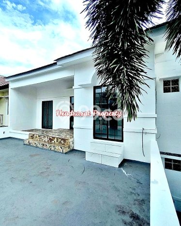 Dijual Rumah Modern 5 KT di Legenda Wisata, Bogor Dijual Rumah Modern 5 KT di Legenda Wisata, Bogor