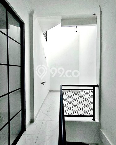 Dijual Rumah Modern 5 KT di Legenda Wisata, Bogor Dijual Rumah Modern 5 KT di Legenda Wisata, Bogor