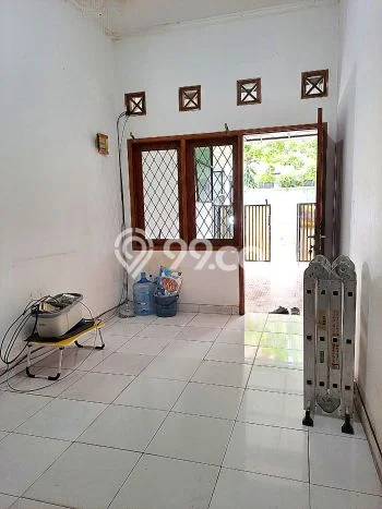 For Sale Hunian Rumah Terawat 5 Kamar di Rawamangun, Jakarta Timur For Sale Hunian Rumah Terawat 5 Kamar di Rawamangun, Jakarta Timur