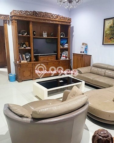 Rumah Mewah Siap Huni LT 181m2 di Cempaka Putih, Jakarta Pusat Rumah Mewah Siap Huni LT 181m2 di Cempaka Putih, Jakarta Pusat