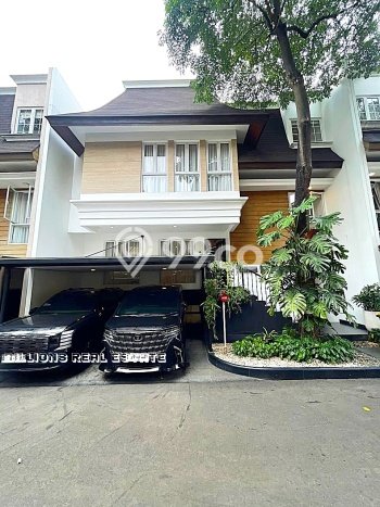 For Sale! Luxury House LT 130m2 Desain Elegan di Pejaten For Sale! Luxury House LT 130m2 Desain Elegan di Pejaten