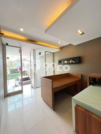 Hunian Elit LB 200m2 Siap Huni Desain Elegan di Cipete, Jakarta Selatan Hunian Elit LB 200m2 Siap Huni Desain Elegan di Cipete, Jakarta Selatan