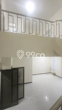 Rumah sewa siap huni 4 Kamar Tidur di Dharma Husada, Surabaya Rumah sewa siap huni 4 Kamar Tidur di Dharma Husada, Surabaya