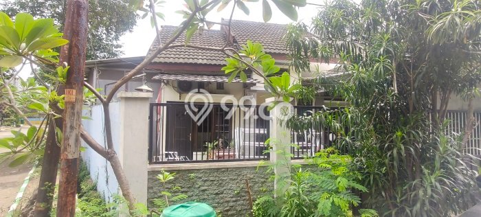 For Sale Hunian Rumah Terawat 3 KT di Gununganyar, Surabaya For Sale Hunian Rumah Terawat 3 KT di Gununganyar, Surabaya