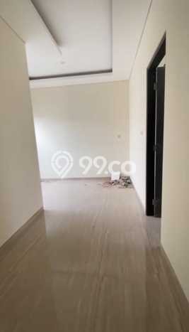 Dijual Rumah Luas Elegan Dengan View Eksklusif di Kedung Baruk, Surabaya Dijual Rumah Luas Elegan Dengan View Eksklusif di Kedung Baruk, Surabaya