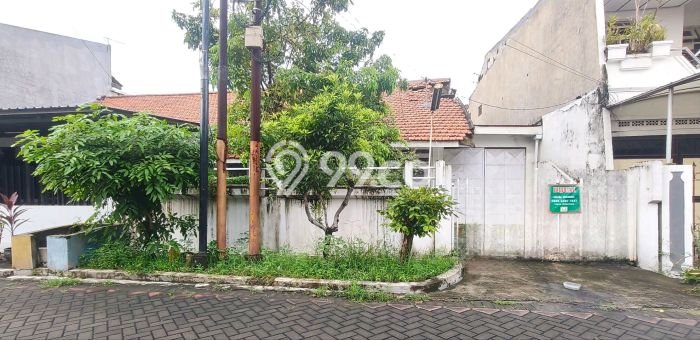 Jual Rumah Bagus Siap Huni LB 120m2 di Rungkut, Surabaya Jual Rumah Bagus Siap Huni LB 120m2 di Rungkut, Surabaya