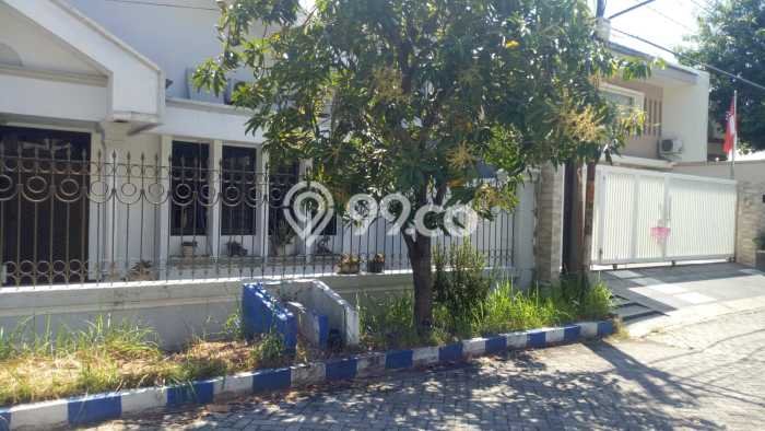 Dijual Rumah Mewah Elegan Dengan View Eksklusif di Dharma Husada, Surabaya Dijual Rumah Mewah Elegan Dengan View Eksklusif di Dharma Husada, Surabaya