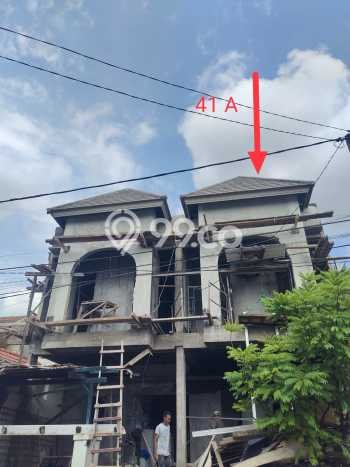 Rumah Luas Asri 3 KT Siap Pakai di Kedung Baruk Surabaya Rumah Luas Asri 3 KT Siap Pakai di Kedung Baruk Surabaya