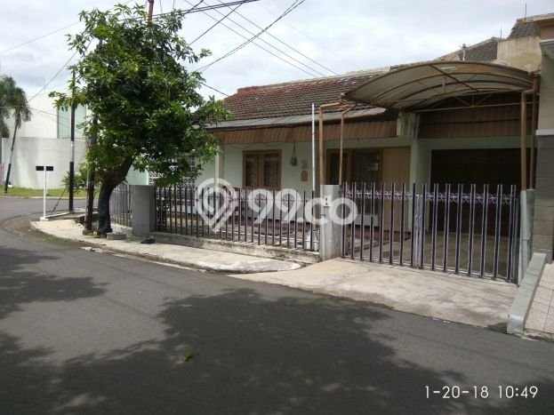 Rumah Modern 3 Kamar LT 233m2 di Kutisari Rumah Modern 3 Kamar LT 233m2 di Kutisari