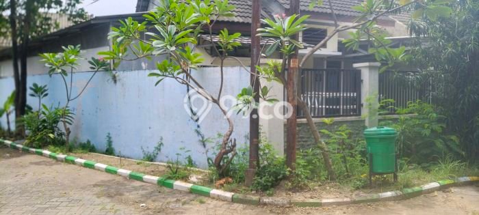 For Sale Hunian Rumah Terawat 3 KT di Gununganyar, Surabaya For Sale Hunian Rumah Terawat 3 KT di Gununganyar, Surabaya