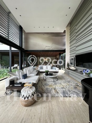 Rumah Eksklusif Dijual LT 634m2 di Kebayoran Baru, Jakarta Selatan Rumah Eksklusif Dijual LT 634m2 di Kebayoran Baru, Jakarta Selatan