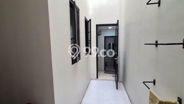 Jual Rumah Mewah Elegan Dengan View Eksklusif di Pejaten, Jakarta Selatan Jual Rumah Mewah Elegan Dengan View Eksklusif di Pejaten, Jakarta Selatan