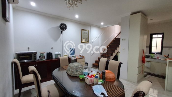 Jual Rumah Mewah Elegan Dengan View Eksklusif di Pejaten, Jakarta Selatan Jual Rumah Mewah Elegan Dengan View Eksklusif di Pejaten, Jakarta Selatan
