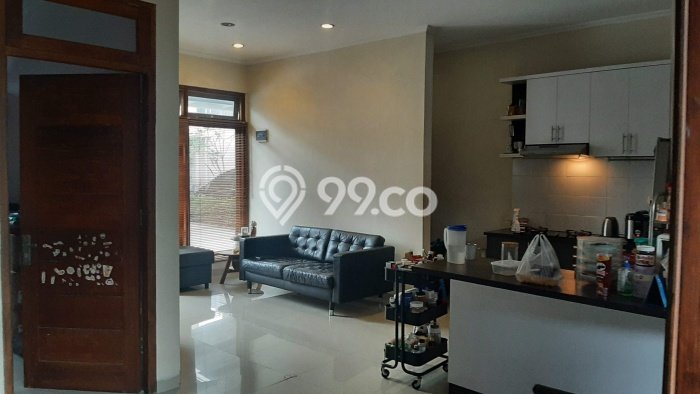 Rumah Minimalis 4 KT LT 120m2 di Halim Perdana Kusuma Rumah Minimalis 4 KT LT 120m2 di Halim Perdana Kusuma
