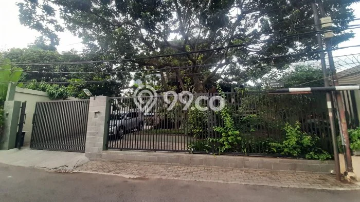 Rumah Mewah Siap Huni LT 300m2 di Cilandak, Jakarta Selatan Rumah Mewah Siap Huni LT 300m2 di Cilandak, Jakarta Selatan
