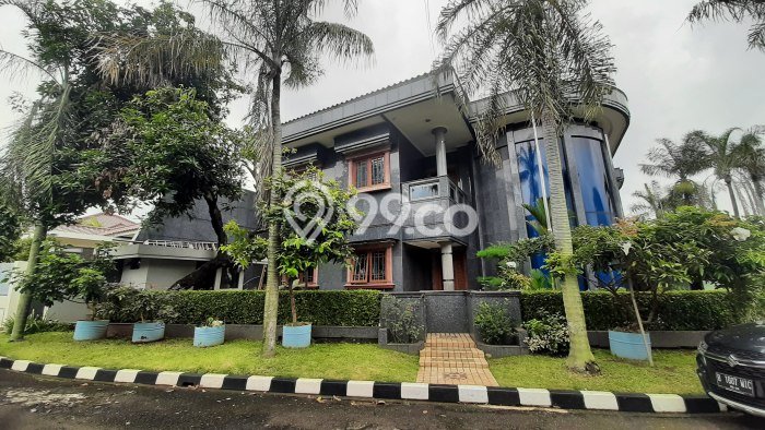 Rumah Mewah LB 700m2 Siap Huni Desain Elegan di TB Simatupang, Jakarta Selatan Rumah Mewah LB 700m2 Siap Huni Desain Elegan di TB Simatupang, Jakarta Selatan