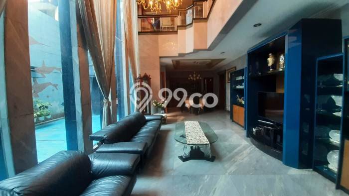 Rumah Mewah LB 700m2 Siap Huni Desain Elegan di TB Simatupang, Jakarta Selatan Rumah Mewah LB 700m2 Siap Huni Desain Elegan di TB Simatupang, Jakarta Selatan