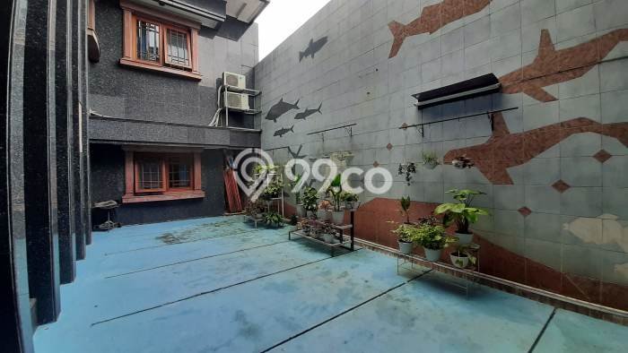 Rumah Mewah LB 700m2 Siap Huni Desain Elegan di TB Simatupang, Jakarta Selatan Rumah Mewah LB 700m2 Siap Huni Desain Elegan di TB Simatupang, Jakarta Selatan