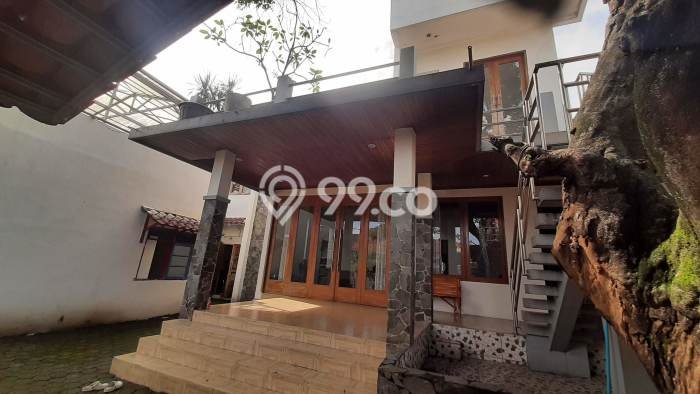 Jual Rumah Luas Elegan Dengan View Cantik di Tanjung Barat, Jakarta Selatan Jual Rumah Luas Elegan Dengan View Cantik di Tanjung Barat, Jakarta Selatan