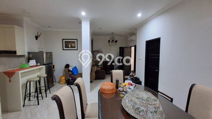 Jual Rumah Mewah Elegan Dengan View Eksklusif di Pejaten, Jakarta Selatan Jual Rumah Mewah Elegan Dengan View Eksklusif di Pejaten, Jakarta Selatan