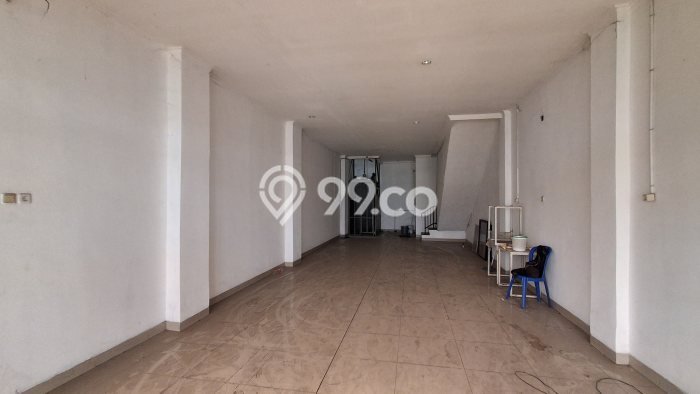 Ruko Dijual di Jakarta Selatan LT 130m2 & LB 260m2 Lokasi Terbaik! Ruko Dijual di Jakarta Selatan LT 130m2 & LB 260m2 Lokasi Terbaik!