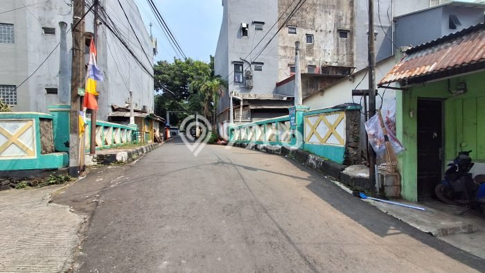 Jarang Ada! Tanah di Pasar Minggu Punya Luas 90m2 SHM Jarang Ada! Tanah di Pasar Minggu Punya Luas 90m2 SHM