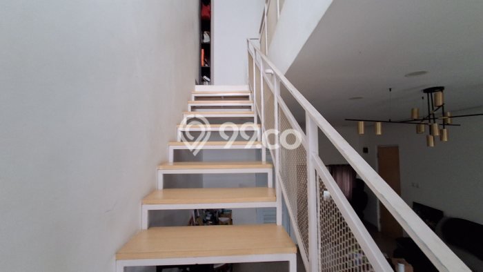 Rumah Luxury Modern Tanpa Renovasi di Duren Tiga Jakarta Selatan Rumah Luxury Modern Tanpa Renovasi di Duren Tiga Jakarta Selatan