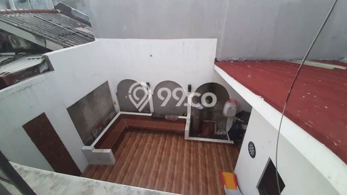 Siap Huni Rumah Mewah 5 Kamar di Pasar Minggu Dekat ke Mana Pun Siap Huni Rumah Mewah 5 Kamar di Pasar Minggu Dekat ke Mana Pun