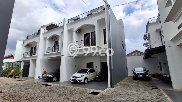 Rumah Modern 4 Kamar LT 70m2 di Pejaten Rumah Modern 4 Kamar LT 70m2 di Pejaten