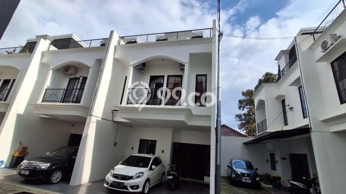 Rumah Modern 4 Kamar LT 70m2 di Pejaten Rumah Modern 4 Kamar LT 70m2 di Pejaten