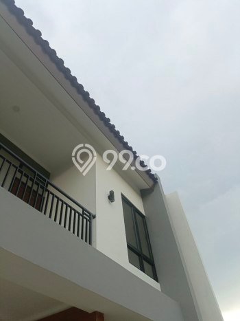 Rumah Luas Asri 2 KT Siap Pakai di Pondok Gede Bekasi Rumah Luas Asri 2 KT Siap Pakai di Pondok Gede Bekasi
