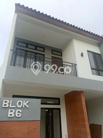 Rumah Luas Asri 2 KT Siap Pakai di Pondok Gede Bekasi Rumah Luas Asri 2 KT Siap Pakai di Pondok Gede Bekasi