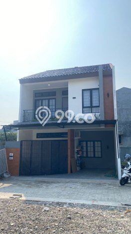 Rumah Luas Asri 2 KT Siap Pakai di Pondok Gede Bekasi Rumah Luas Asri 2 KT Siap Pakai di Pondok Gede Bekasi