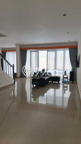 Ready to Use! Premium House LT 237m2 Desain Elegan di Sentul City Ready to Use! Premium House LT 237m2 Desain Elegan di Sentul City