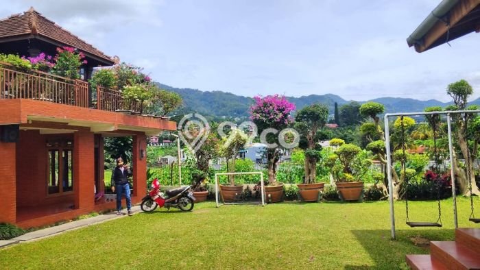 FOR SALE! Vila Kawasan , Area 1000m2m², Akses Mudah Fasilitas Umum FOR SALE! Vila Kawasan , Area 1000m2m², Akses Mudah Fasilitas Umum