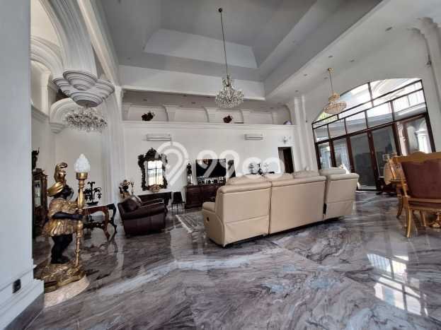 Jual Rumah Mewah Elegan Dengan View Eksklusif di Sentul City, Bogor Jual Rumah Mewah Elegan Dengan View Eksklusif di Sentul City, Bogor