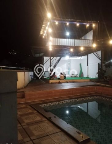 Properti Berkualitas! Vila Kawasan Cisarua, Dimensi 300m2m², Lingkungan Asri dan tenang Properti Berkualitas! Vila Kawasan Cisarua, Dimensi 300m2m², Lingkungan Asri dan tenang
