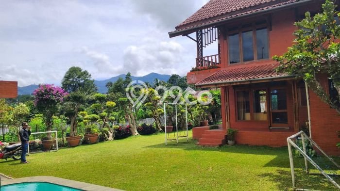 FOR SALE! Vila Kawasan , Area 1000m2m², Akses Mudah Fasilitas Umum FOR SALE! Vila Kawasan , Area 1000m2m², Akses Mudah Fasilitas Umum
