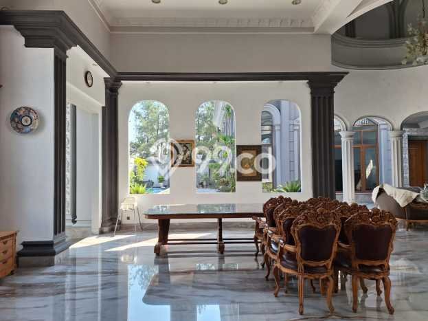 Jual Rumah Mewah Elegan Dengan View Eksklusif di Sentul City, Bogor Jual Rumah Mewah Elegan Dengan View Eksklusif di Sentul City, Bogor