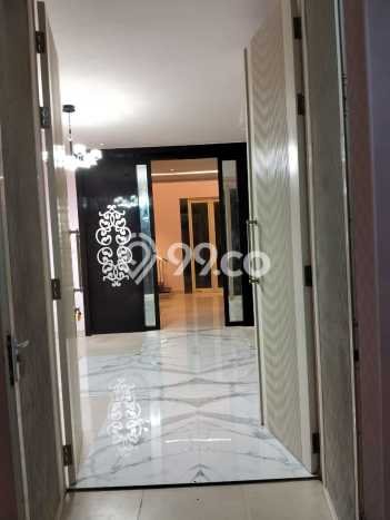 Rumah Disewakan Surabaya LT 450m2 LB 650m2 Area Pakuwon CIty Rumah Disewakan Surabaya LT 450m2 LB 650m2 Area Pakuwon CIty