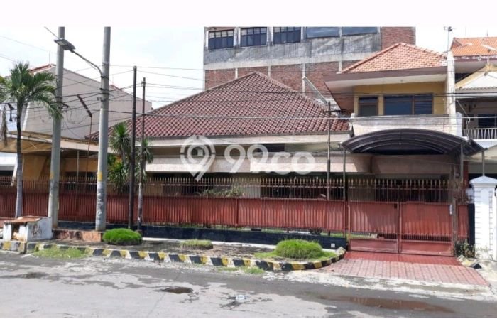 Siap Huni Rumah Mewah 3 Kamar di Genteng Dekat ke Mana Saja Siap Huni Rumah Mewah 3 Kamar di Genteng Dekat ke Mana Saja