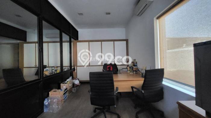 Gudang Dijual di Jakarta Barat LT 504m2 & LB 800m2 Lokasi Terbaik! Gudang Dijual di Jakarta Barat LT 504m2 & LB 800m2 Lokasi Terbaik!