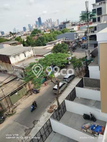 Ruko Dijual di Prime Area Jakarta Barat Luas 287m2 Ruko Dijual di Prime Area Jakarta Barat Luas 287m2